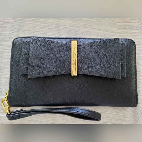 Betsy Johnson Clutch/Wallet - Picture 1 of 2